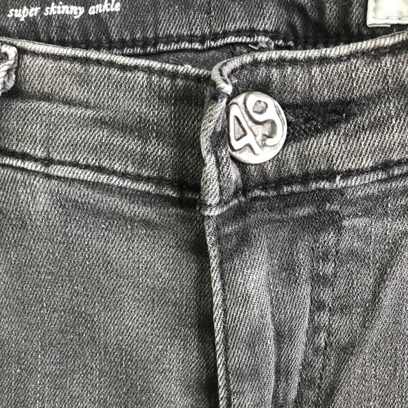 AG Adriano Goldschmied Women's Skinny Jeans Black Denim Distressed Rip Denim 26R - Picture 9 of 11